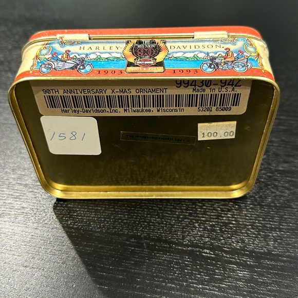 Harley-Davidson Vintage 90th Anniversary Tin - Picture 4 of 7
